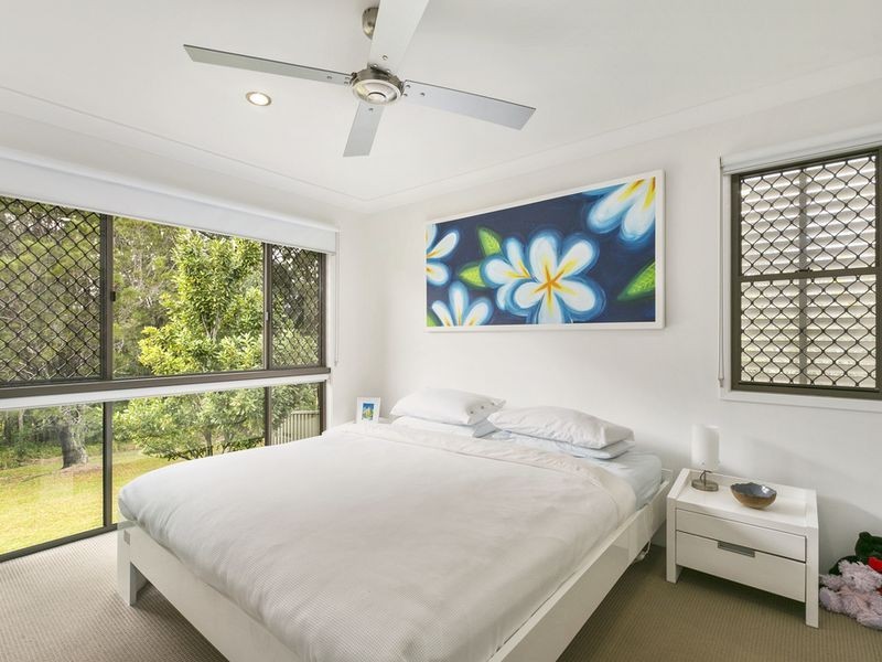 8a Marla Way, Carrara QLD 4211