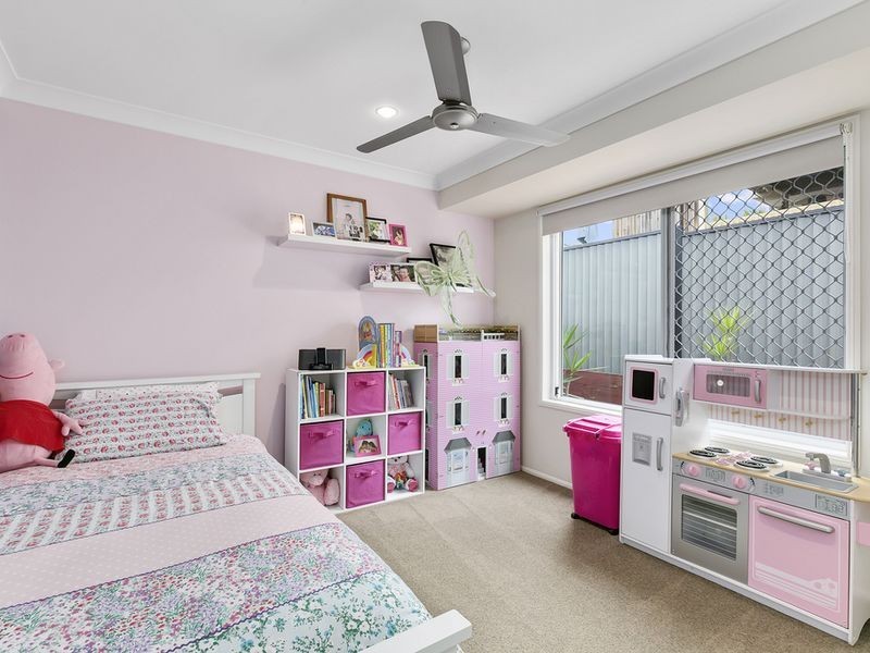 96 Hickey Way, Carrara QLD 4211