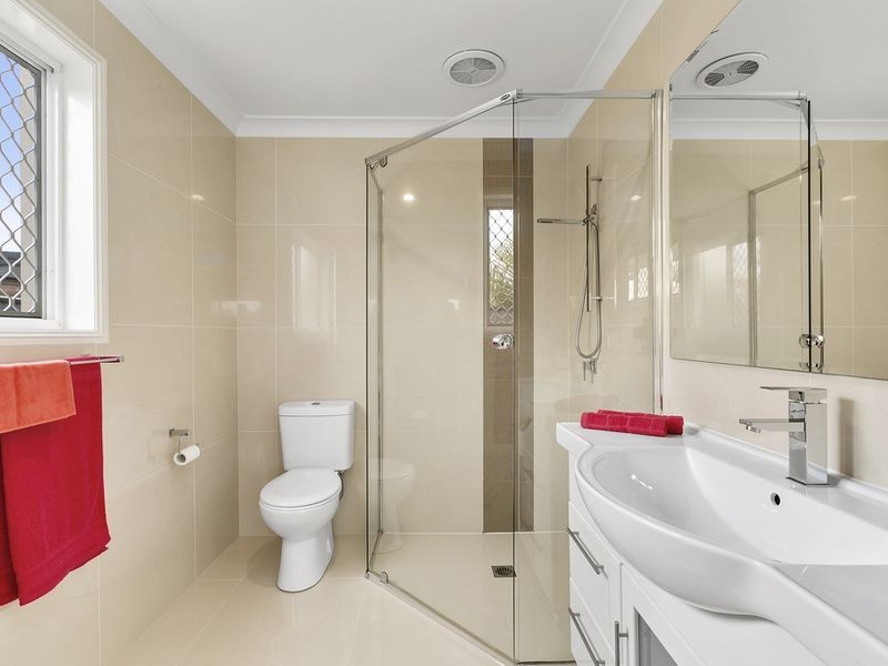 96 Hickey Way, Carrara QLD 4211