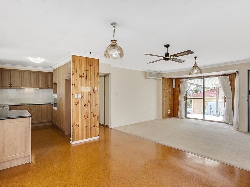 32 Aberdeen Court, Highland Park QLD 4211