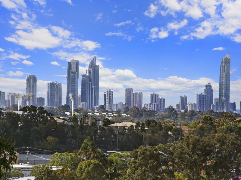 32 Aberdeen Court, Highland Park QLD 4211