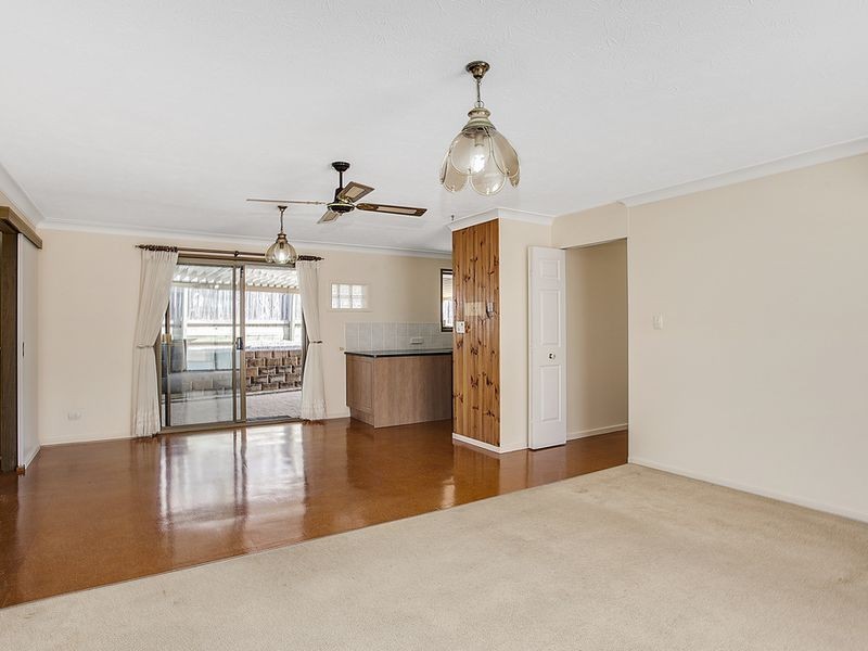 32 Aberdeen Court, Highland Park QLD 4211