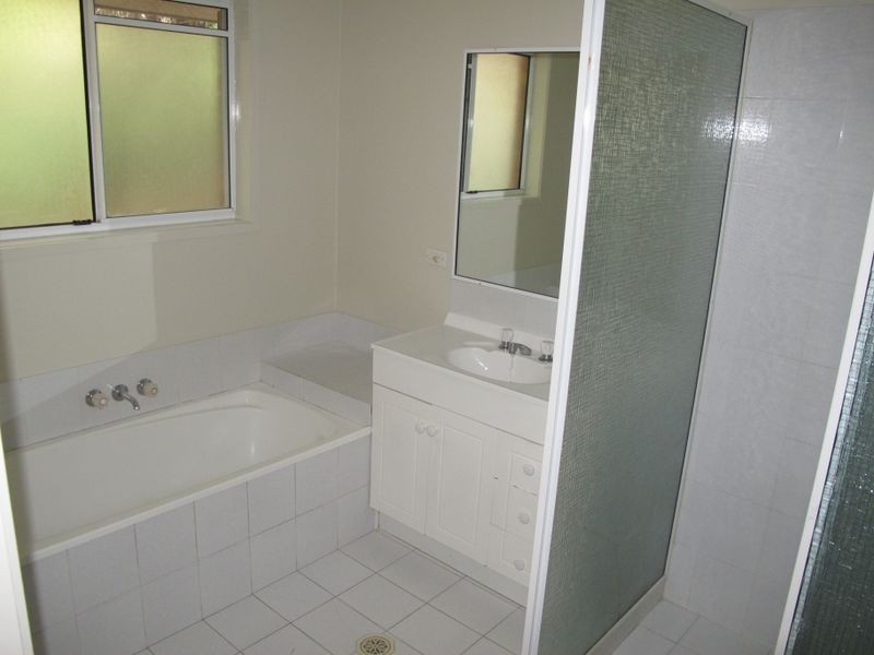 15 Rachelle Court, Merrimac QLD 4226