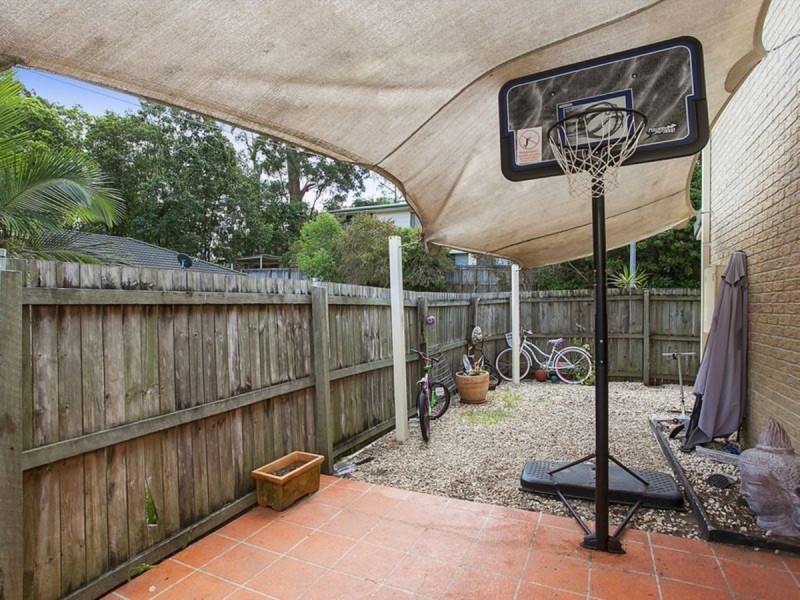 4/4 Bushmead Street, Nerang QLD 4211