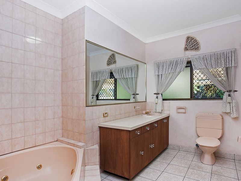 2 Shay Place, Canungra QLD 4275