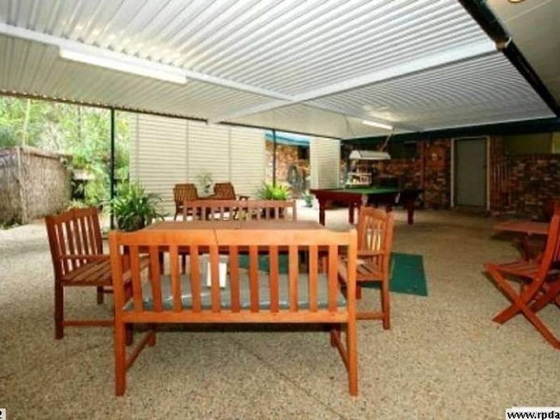 6 Oak Street, Nerang QLD 4211