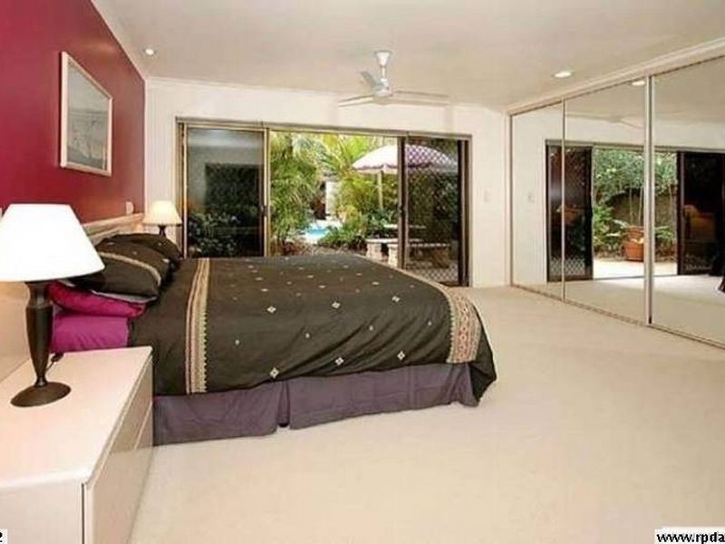 6 Oak Street, Nerang QLD 4211