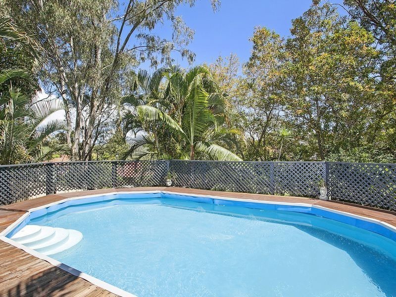 8 Sevenoaks Court, Worongary QLD 4213