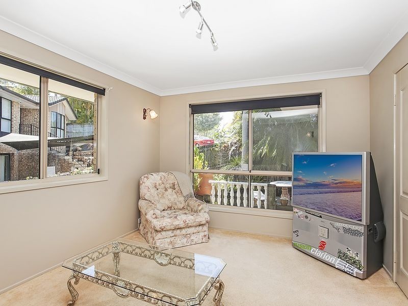 8 Sevenoaks Court, Worongary QLD 4213