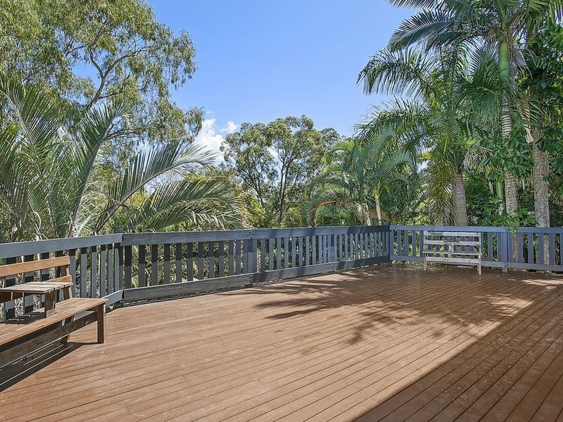 8 Sevenoaks Court, Worongary QLD 4213