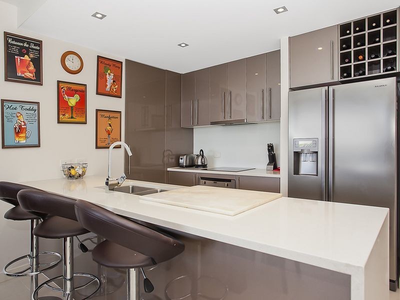6/3046 Quay South Drive, Carrara QLD 4211