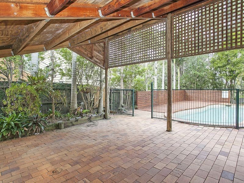 21 Yarraowee Drive, Nerang QLD 4211