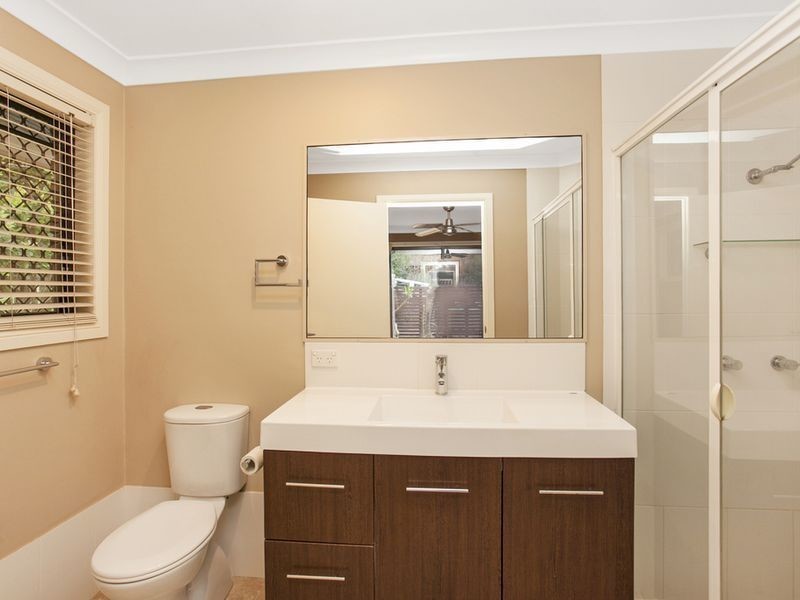 21 Yarraowee Drive, Nerang QLD 4211