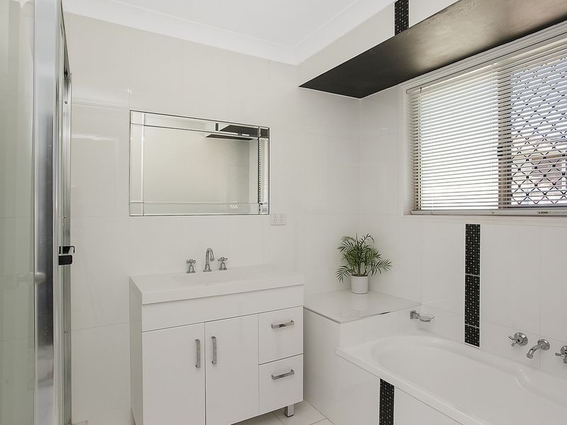 13 Paul Court, Carrara QLD 4211