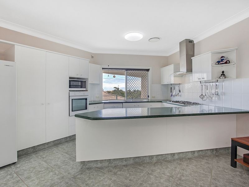 65 Kincaid Drive, Highland Park QLD 4211