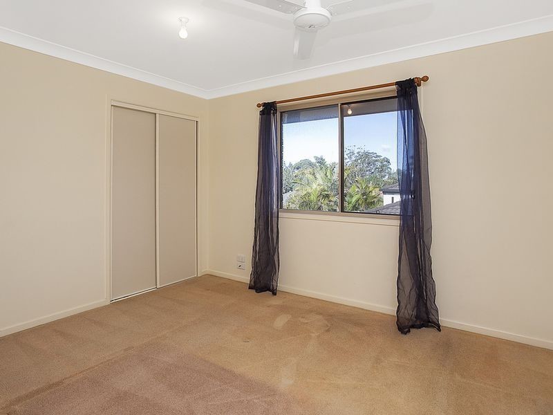 11 Greenbank Circuit, Carrara QLD 4211