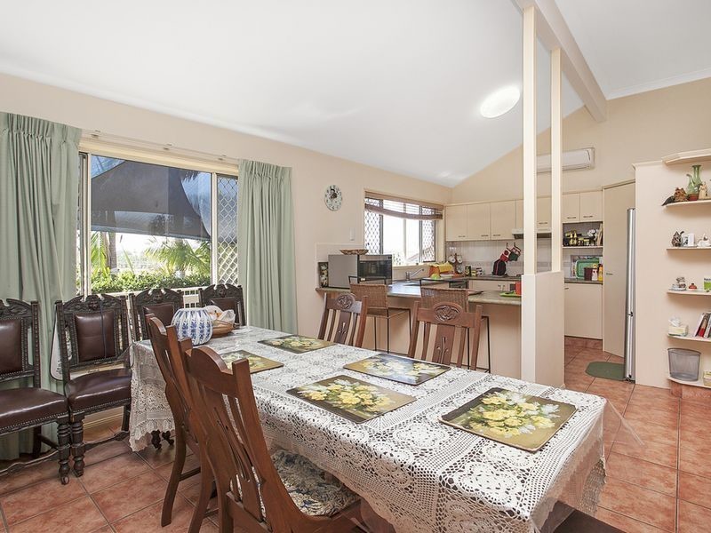 69 Paddington Drive, Carrara QLD 4211