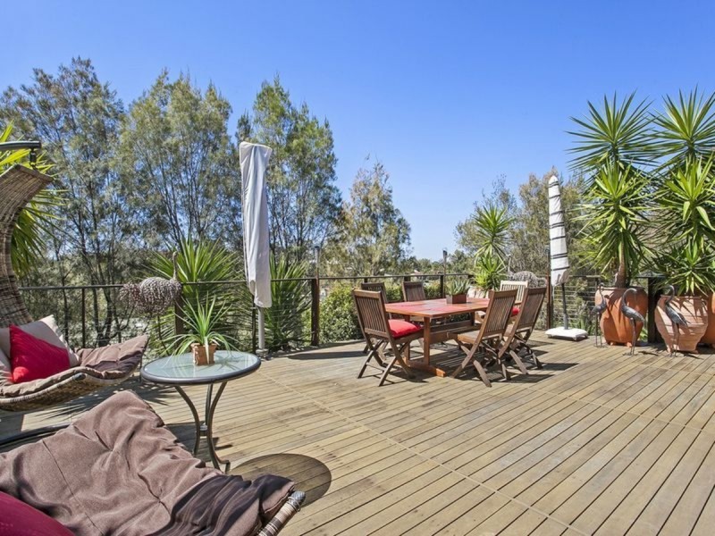 7 Tara Vista Boulevard, Highland Park QLD 4211