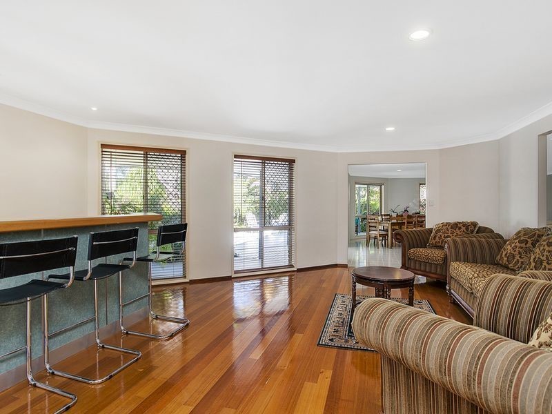 3 Gloucester Court, Highland Park QLD 4211
