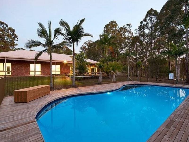 6 Crane Crescent, Nerang QLD 4211