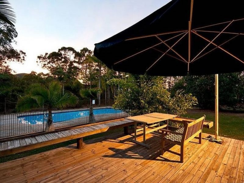 6 Crane Crescent, Nerang QLD 4211