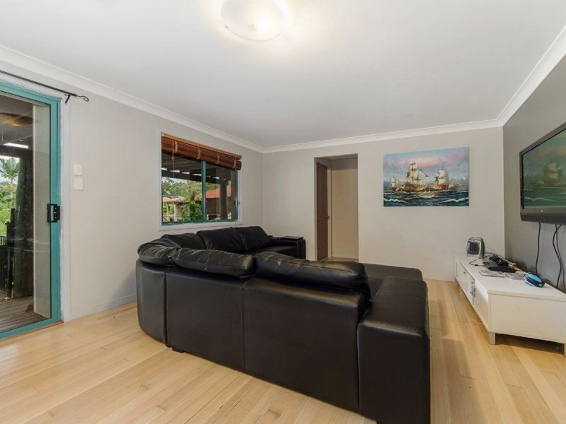 31 Ben Lomond Drive, Highland Park QLD 4211