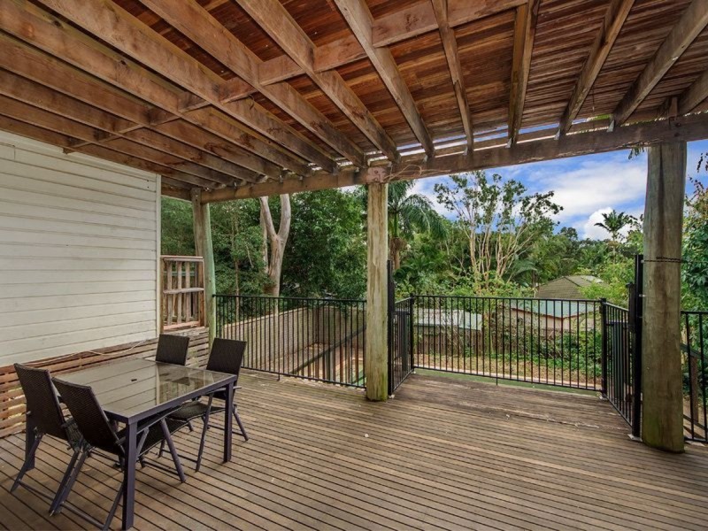 31 Ben Lomond Drive, Highland Park QLD 4211