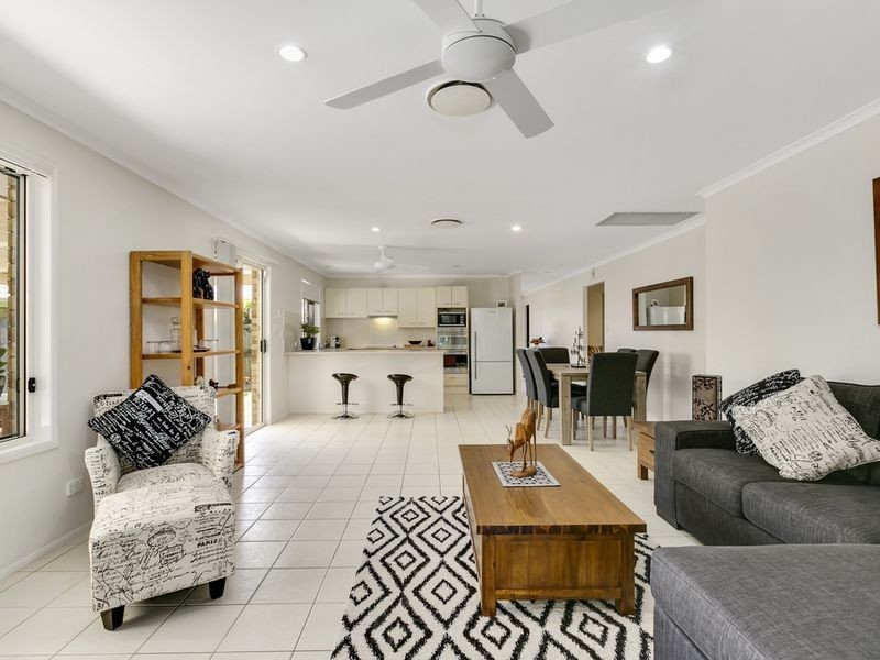 6 Rossmore Street, Nerang QLD 4211