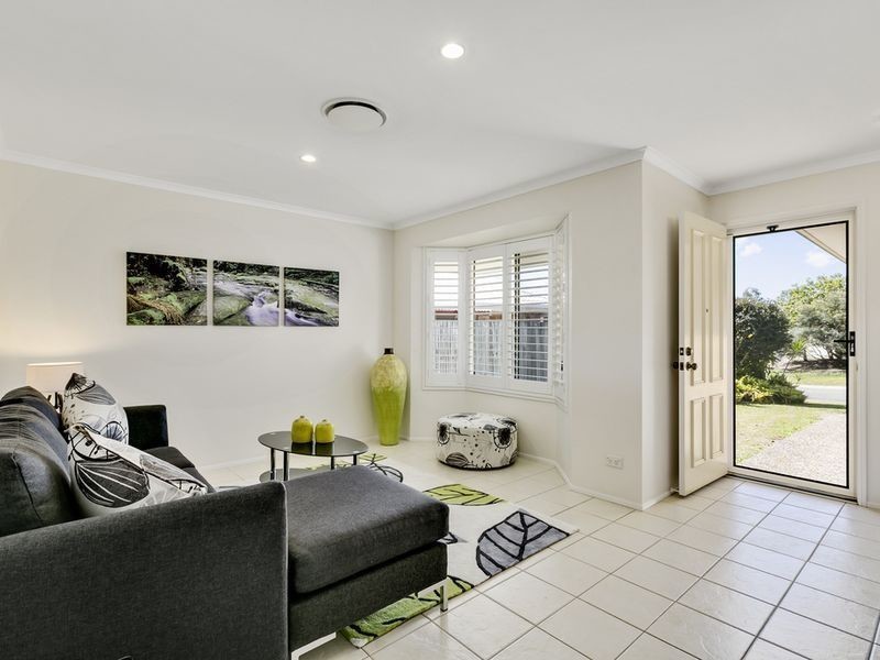 6 Rossmore Street, Nerang QLD 4211