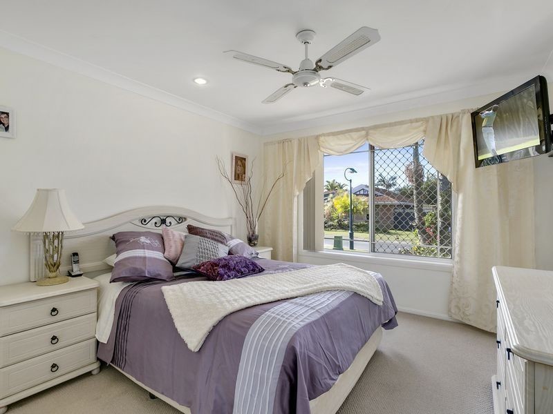 4 Billeroy Place, Nerang QLD 4211
