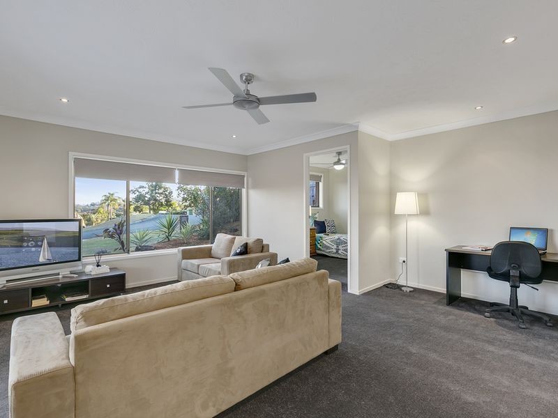 32 Aberdeen Court, Highland Park QLD 4211