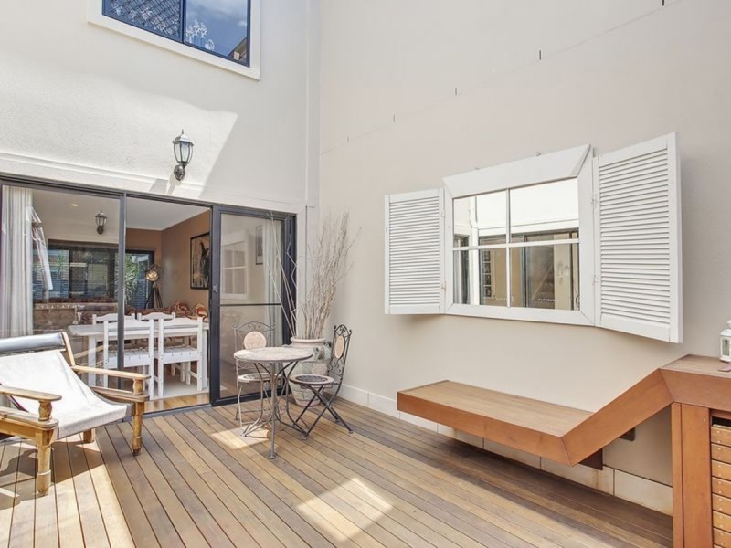 124 Varsity Parade, Varsity Lakes QLD 4227