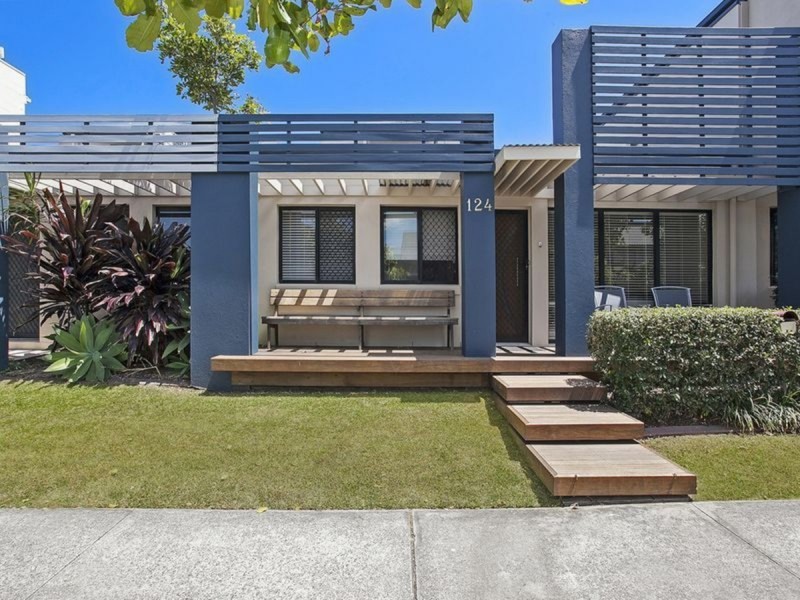 124 Varsity Parade, Varsity Lakes QLD 4227