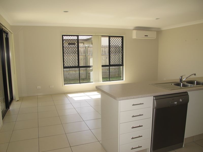 25 Bellinger Key, Pacific Pines QLD 4211