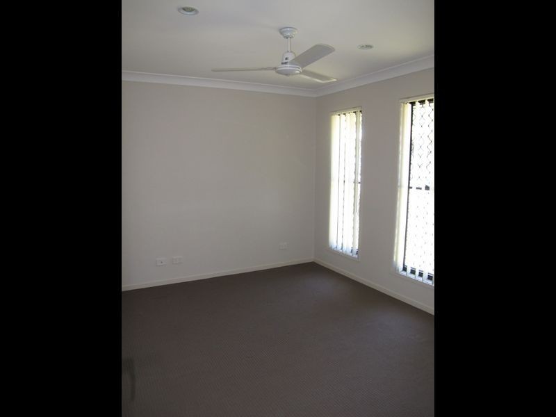 25 Bellinger Key, Pacific Pines QLD 4211