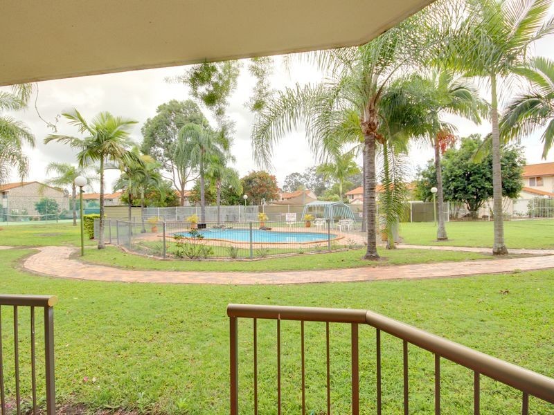 2/40 Murev Way, Carrara QLD 4211