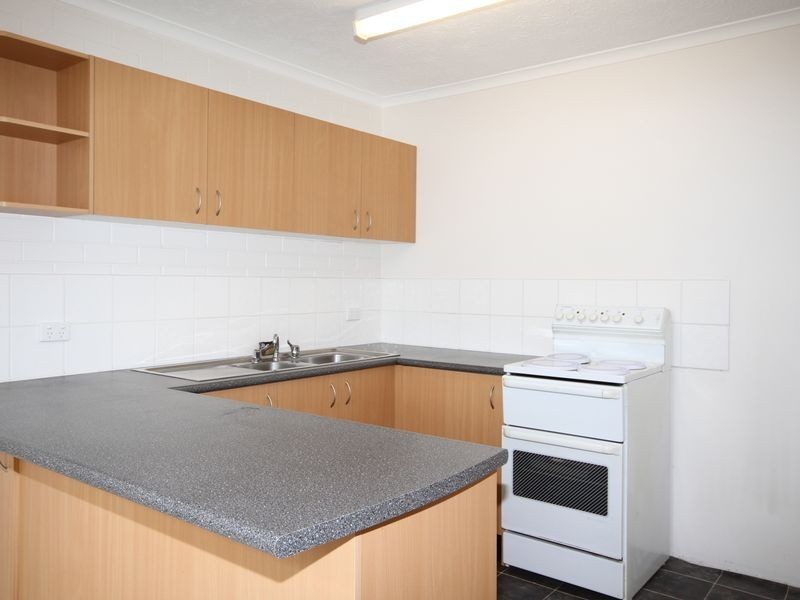 2/40 Murev Way, Carrara QLD 4211