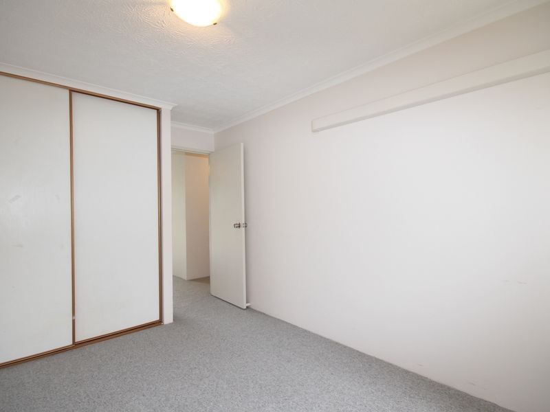 2/40 Murev Way, Carrara QLD 4211