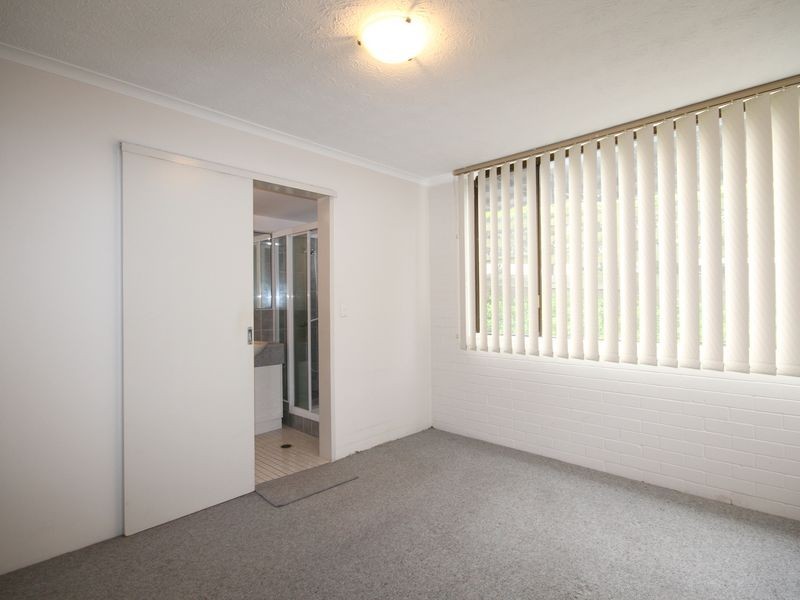 2/40 Murev Way, Carrara QLD 4211