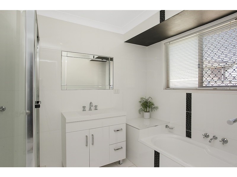 13 Paul Court, Carrara QLD 4211