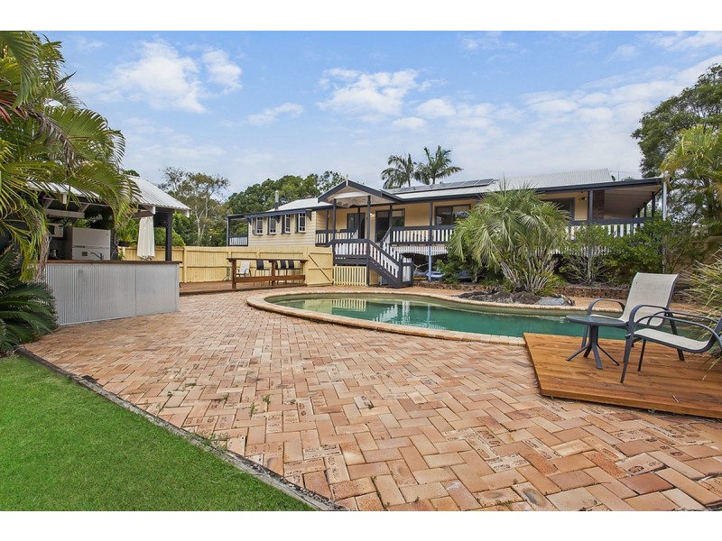 2 Winderadeen Court, Nerang QLD 4211
