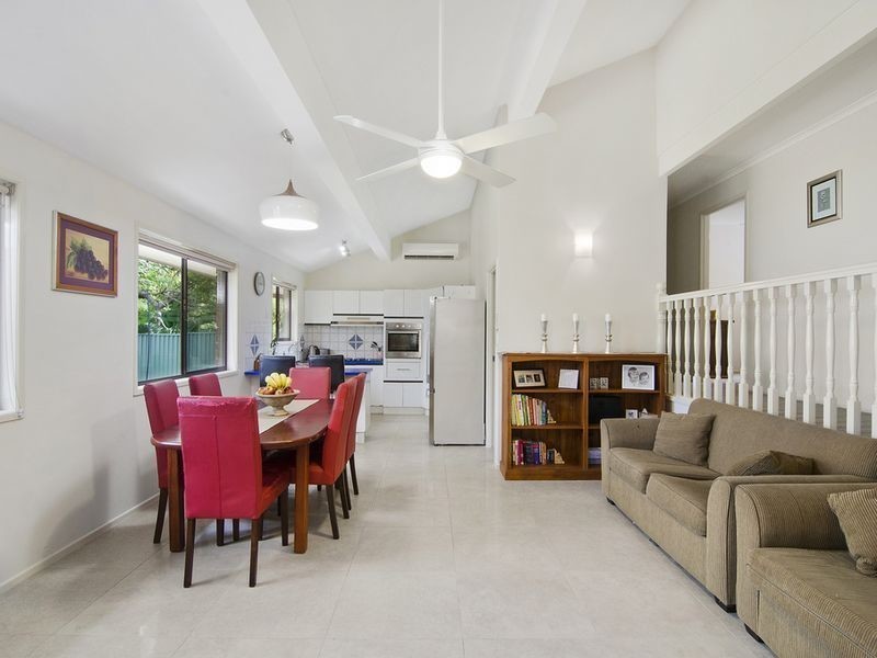 1 Michelmore Road, Carrara QLD 4211