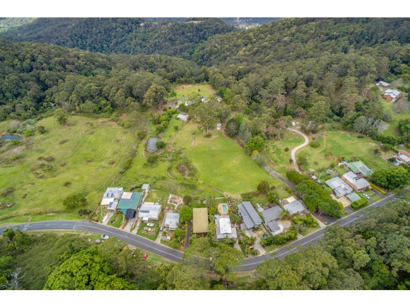52 Freemans Road, Lower Beechmont QLD 4211