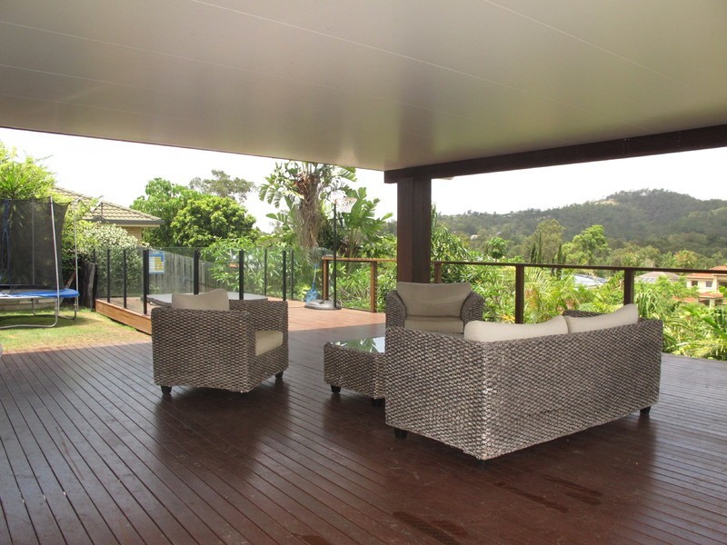 10 Miro Place, Nerang QLD 4211