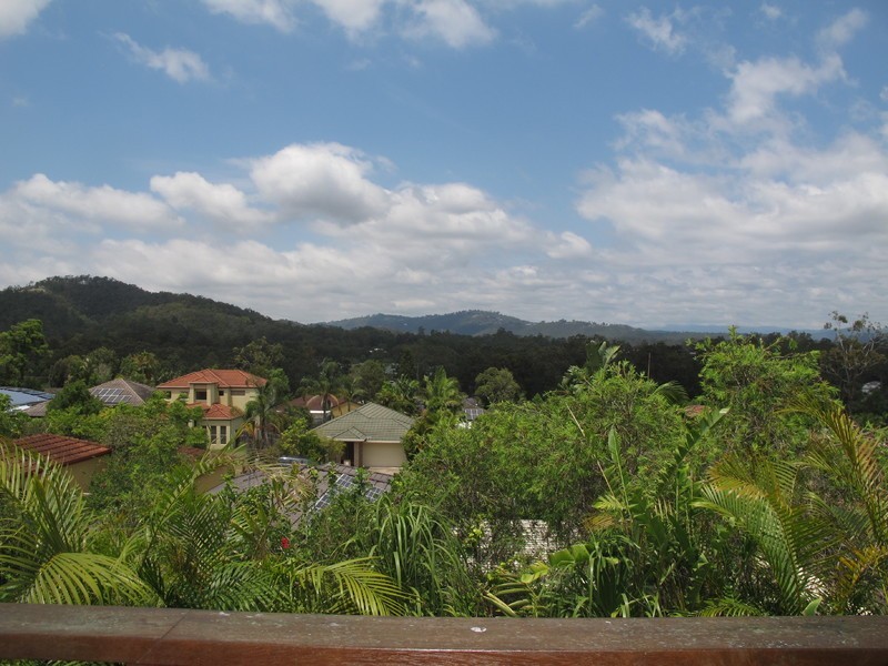 10 Miro Place, Nerang QLD 4211