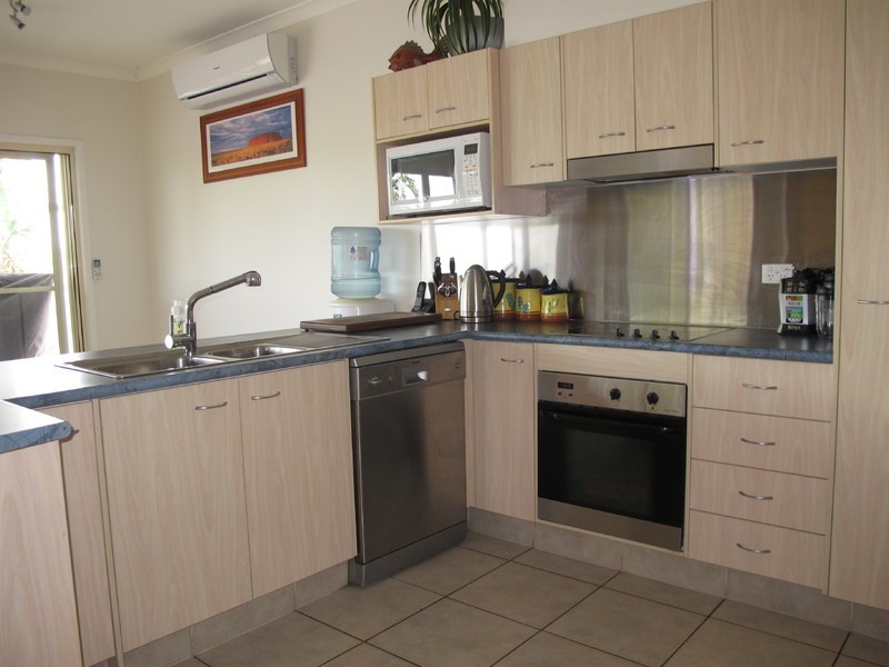 10 Miro Place, Nerang QLD 4211