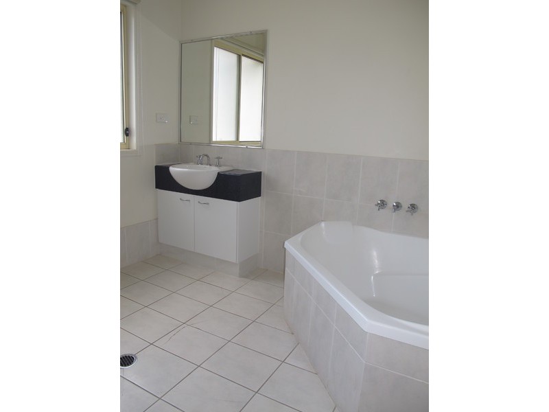 10 Miro Place, Nerang QLD 4211