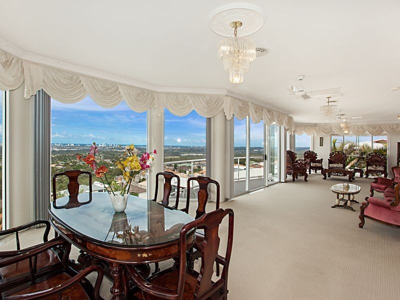 25 Moroccan St, Highland Park QLD 4211