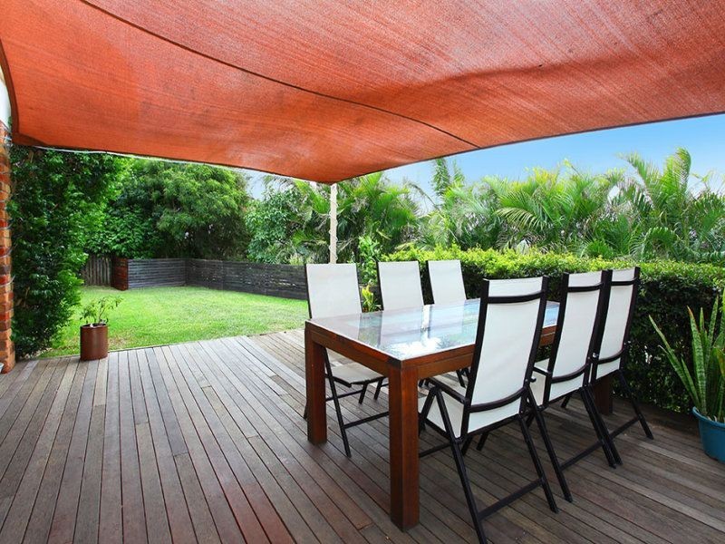 71 Paddington Drive, Carrara QLD 4211