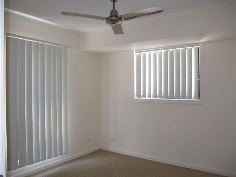 2/24 Alison Road, Carrara QLD 4211